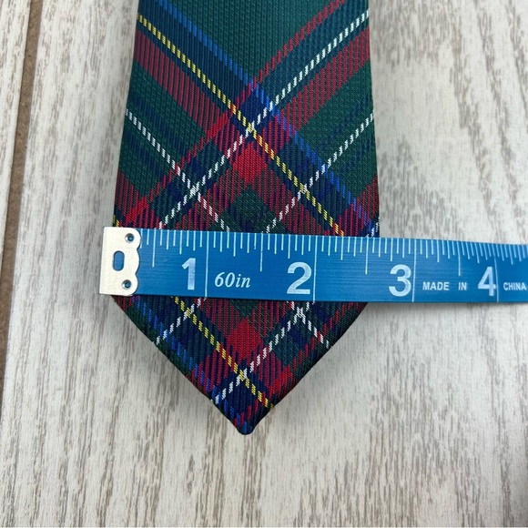654 Bar III Men's Slim Tie 300 Green Farrin Plaid $55 Poly Blend - Picture 3 of 6